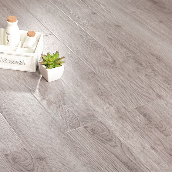 實木地板和復(fù)合地板的區(qū)別有哪些 了解清楚再做選擇