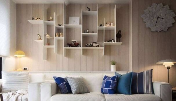 客廳太小東西太多沒(méi)地方怎么辦？五個(gè)收納技巧通通打包！