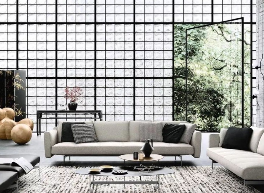 什么是玻璃磚?玻璃磚隔墻優(yōu)缺點(diǎn)有哪些?玻璃磚知識(shí)一文詳解