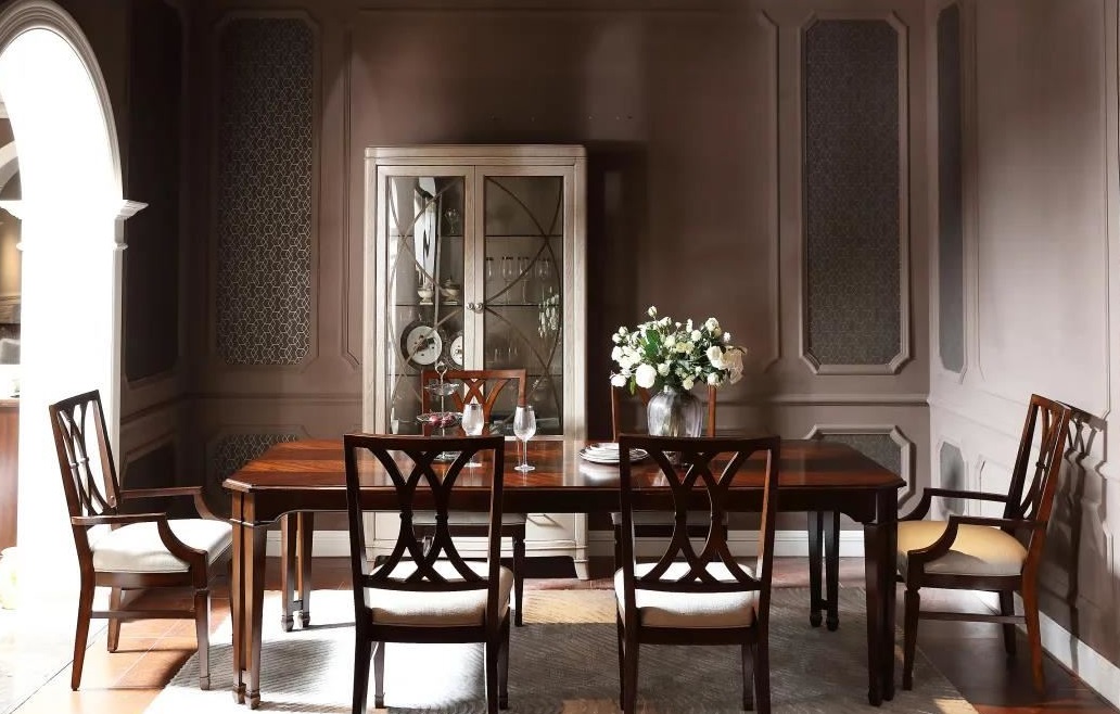 餐桌選購(gòu)攻略，尺寸大小、材質(zhì)種類(lèi)、注意事項(xiàng)你都知道嗎？